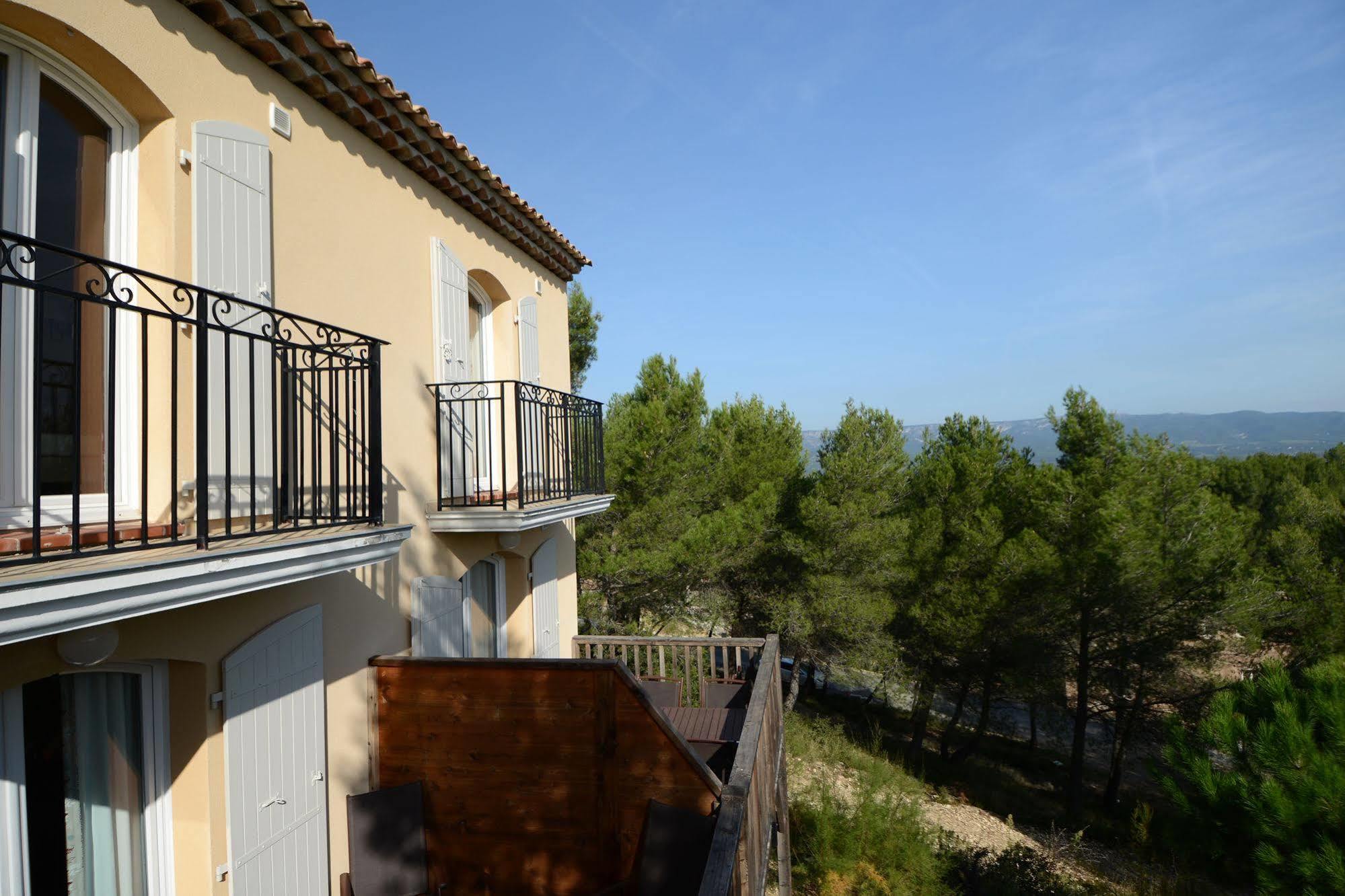 Residence Pierre & Vacances Les Coteaux De Pont-Royal Mallemort Exteriör bild