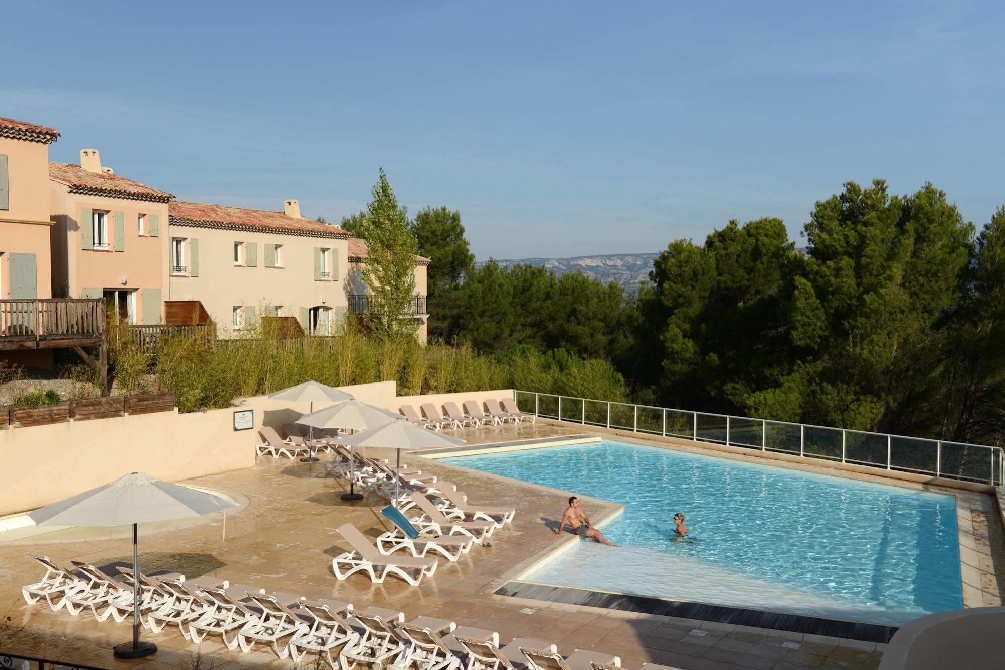 Residence Pierre & Vacances Les Coteaux De Pont-Royal Mallemort Exteriör bild